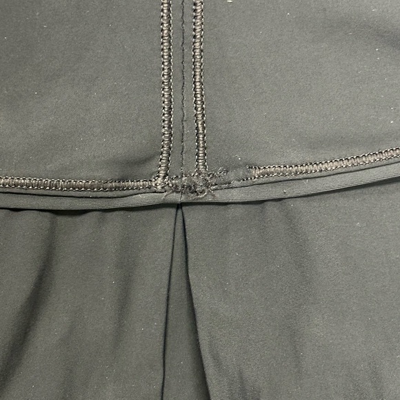 Lululemon Lost In Pace skirt size 8 in Black Currant. - Picture 8 of 8